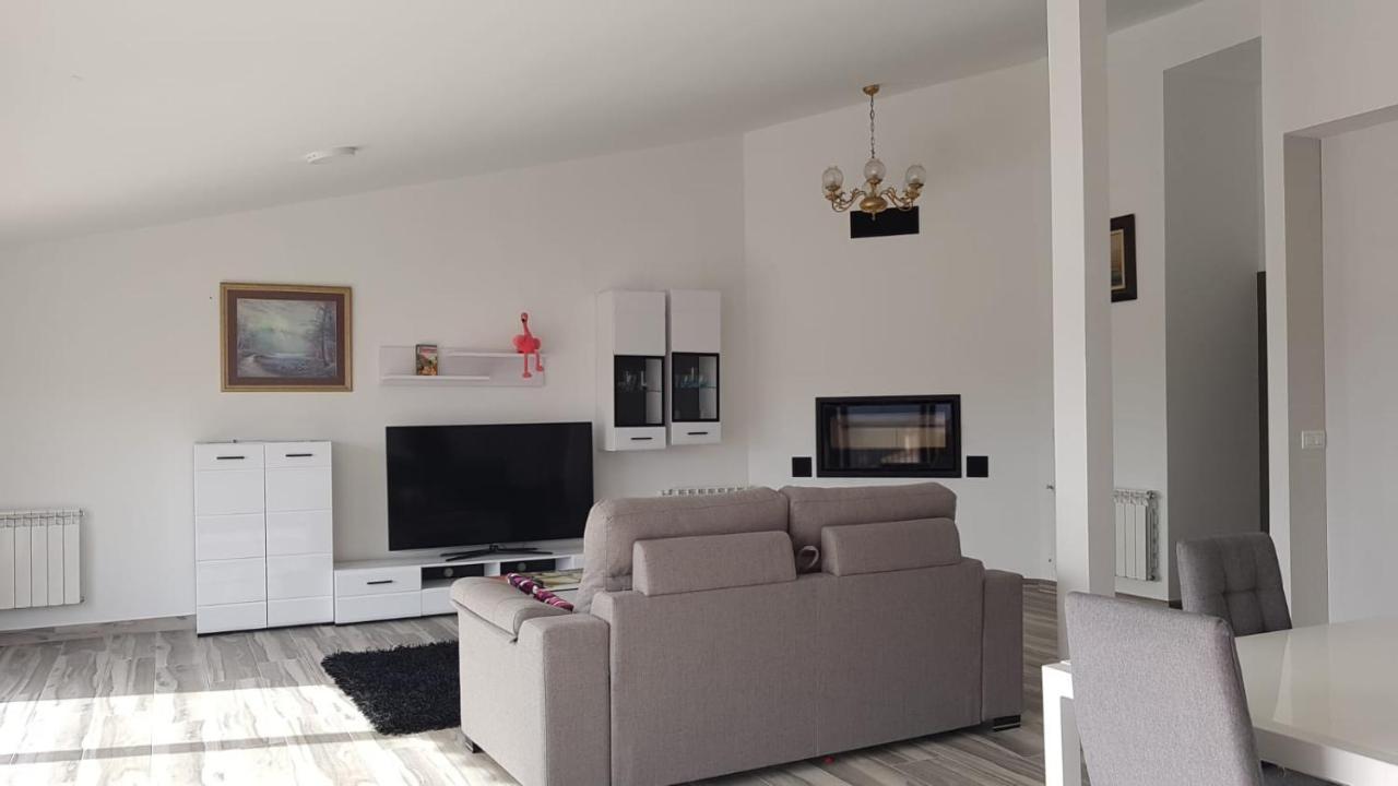 Apartamentos Las Huertas Villamiel Bagian luar foto
