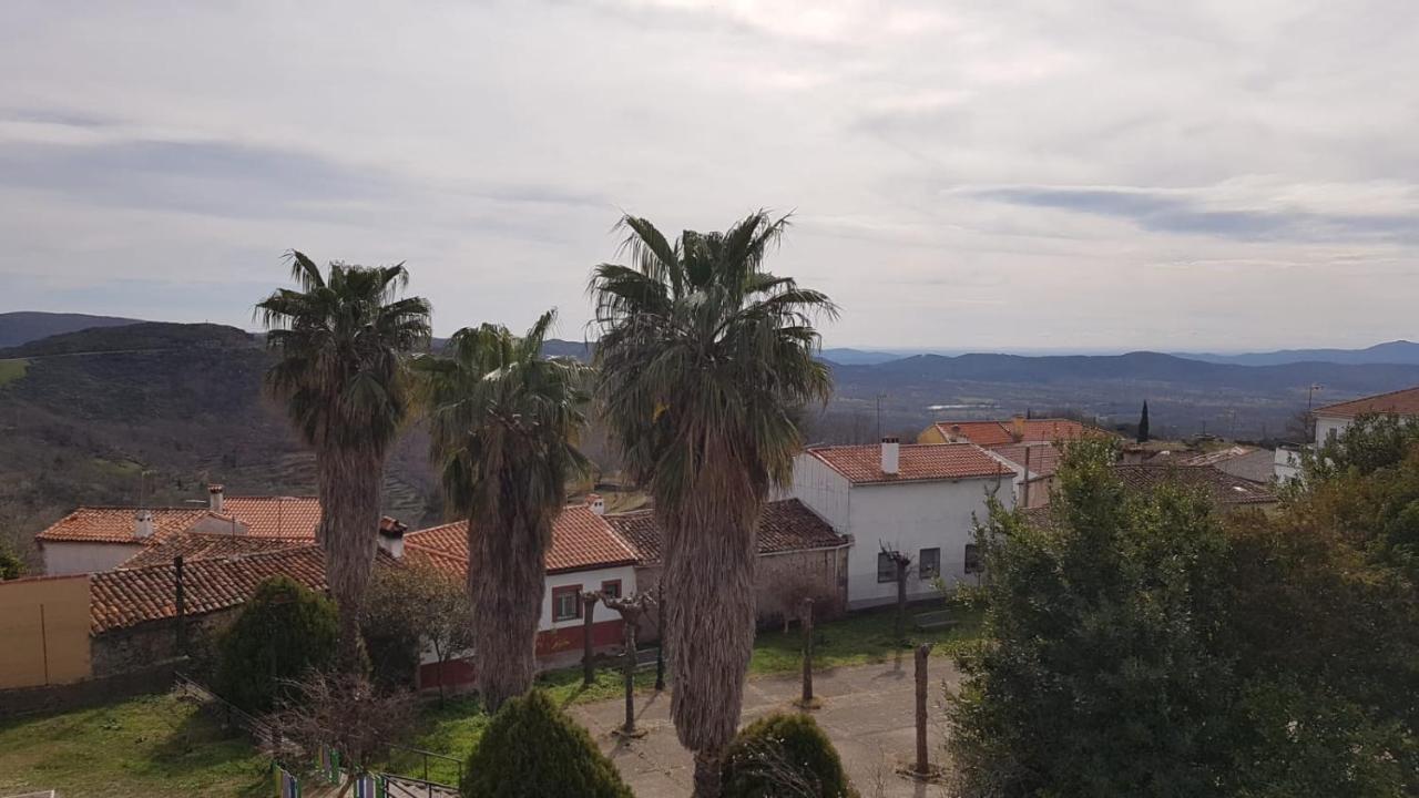 Apartamentos Las Huertas Villamiel Bagian luar foto